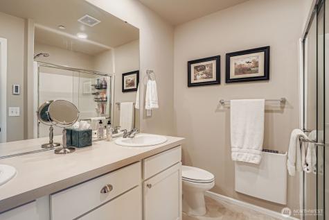 32668 Steamboat Lane Black Diamond WA 98010
