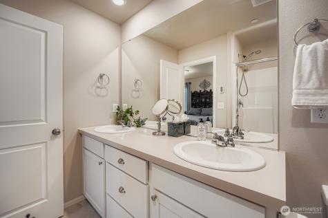 32668 Steamboat Lane Black Diamond WA 98010