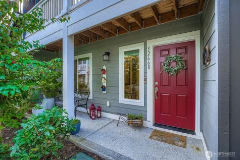 32668 Steamboat Lane Black Diamond WA 98010