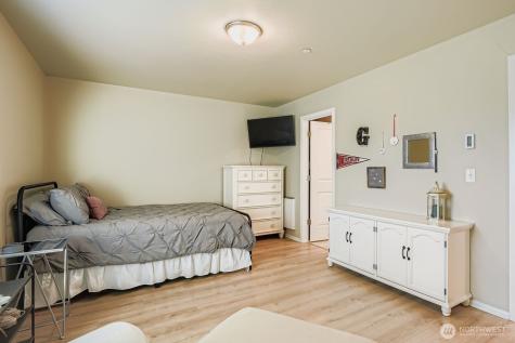 32668 Steamboat Lane Black Diamond WA 98010