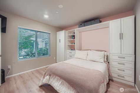 32668 Steamboat Lane Black Diamond WA 98010