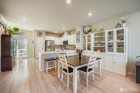 32668 Steamboat Lane Black Diamond WA 98010