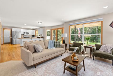 5623 NW Millglade Lane Bremerton WA 98312