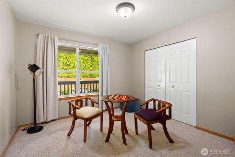 5623 NW Millglade Lane Bremerton WA 98312