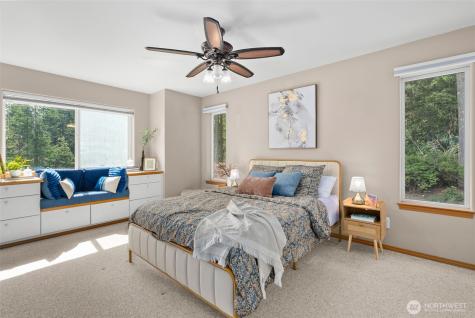5623 NW Millglade Lane Bremerton WA 98312