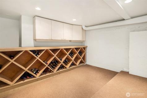 1419 Mcgilvra Boulevard E Seattle WA 98112