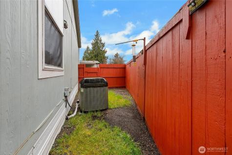 8515 37th Street Court E Puyallup WA 98371