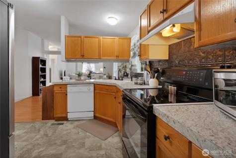 8515 37th Street Court E Puyallup WA 98371