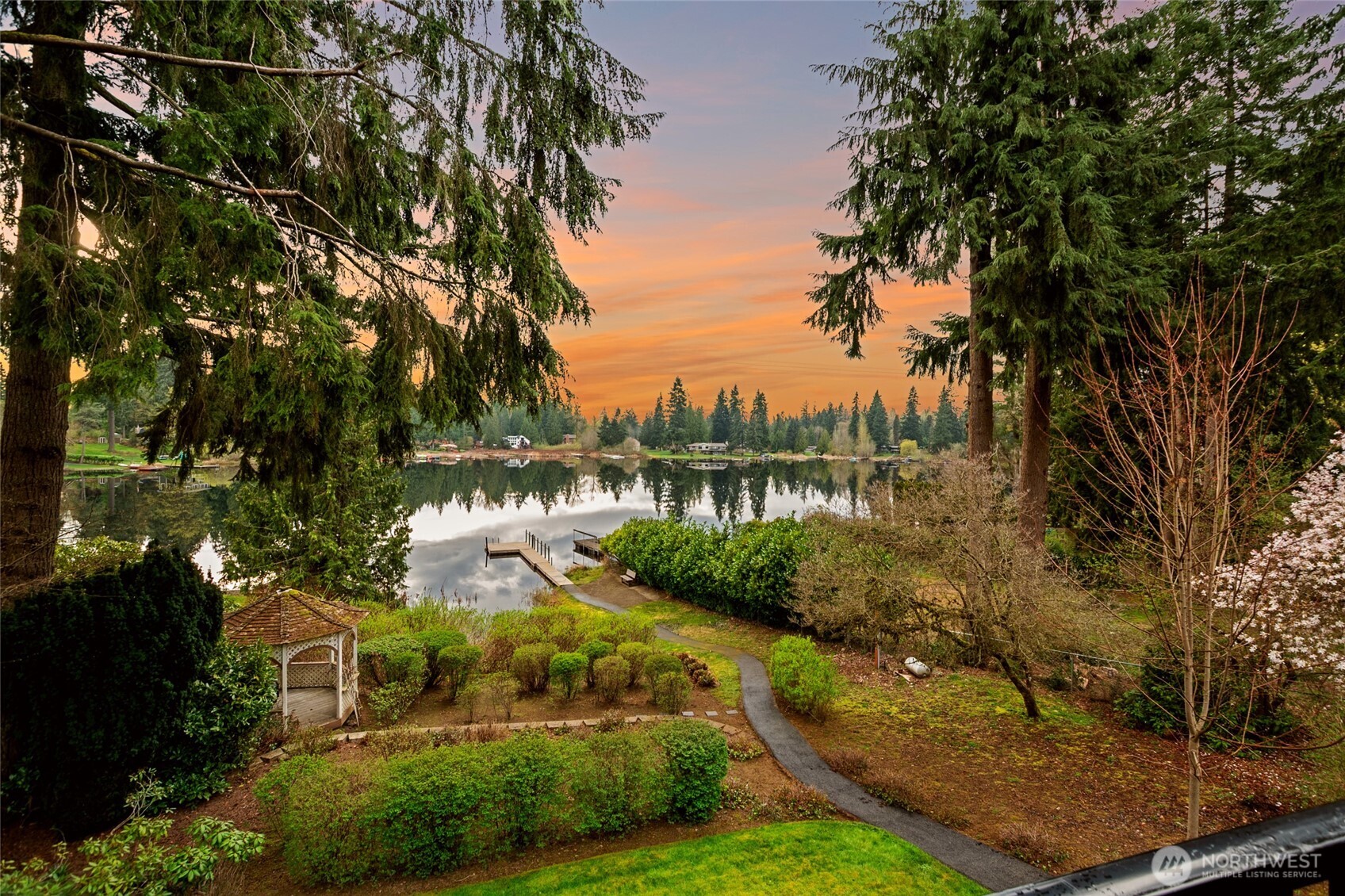 23330 E Echo Lake Road Snohomish WA 98296