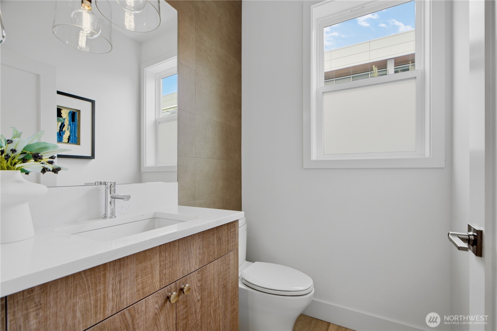 732 4th Court S Kirkland WA 98033