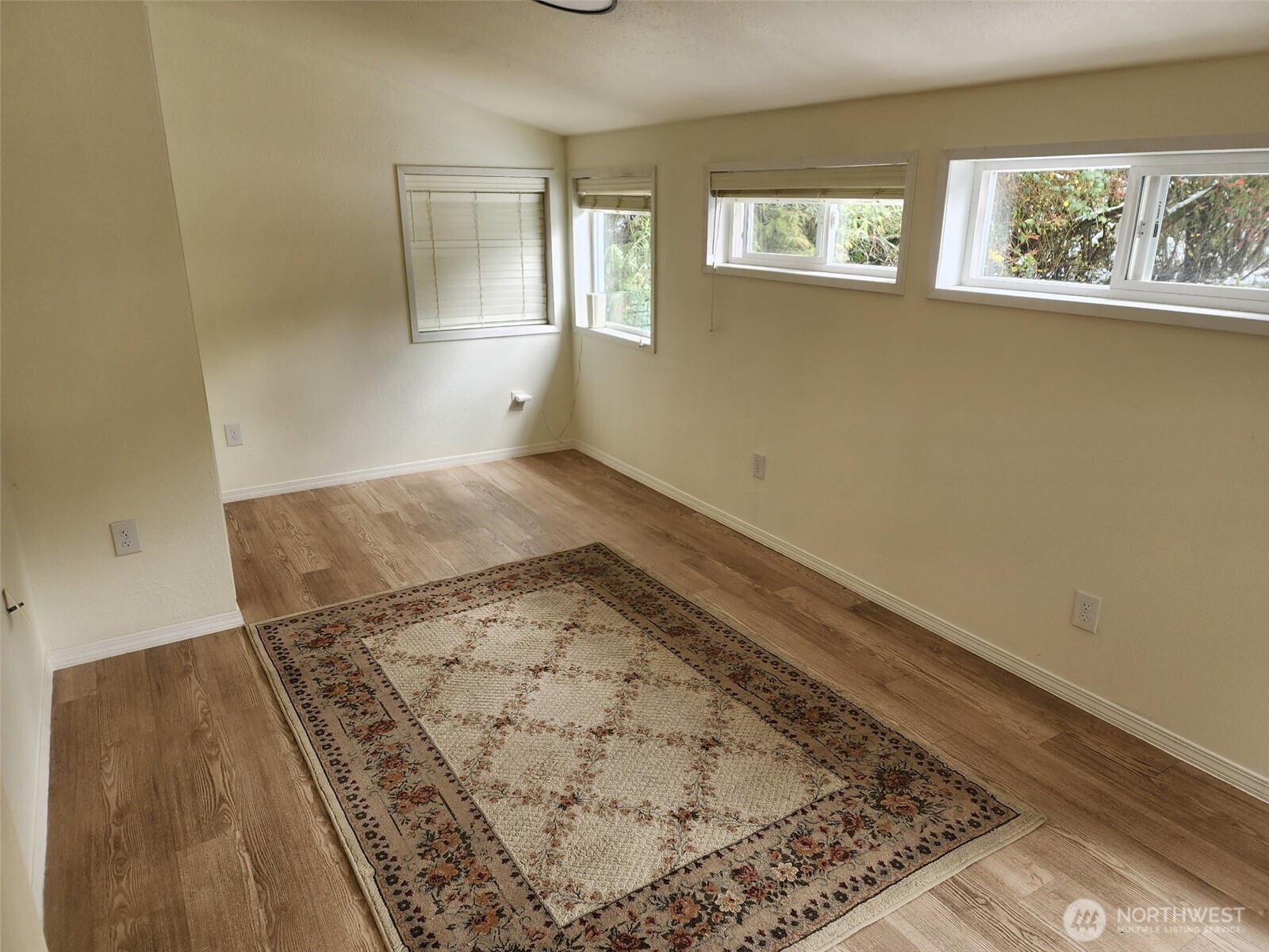 4038 S 275th Place Auburn WA 98001