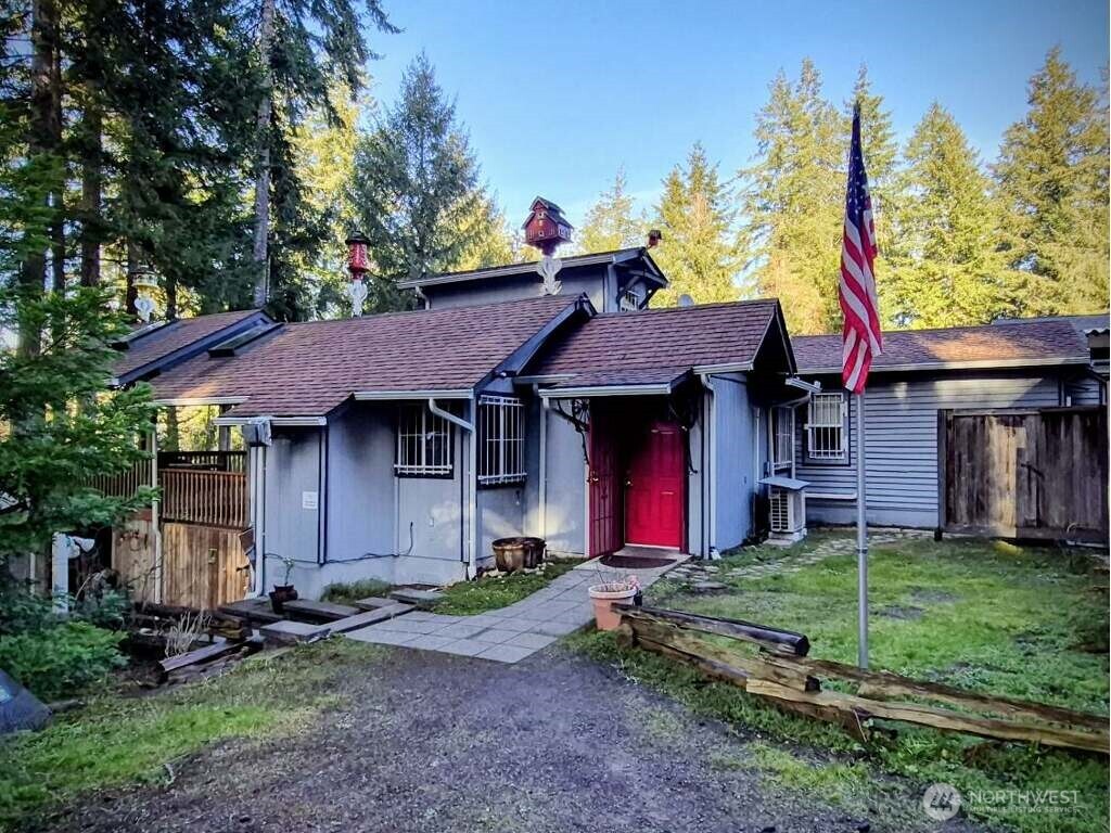 31 E Colvos Pl E Shelton WA 98584