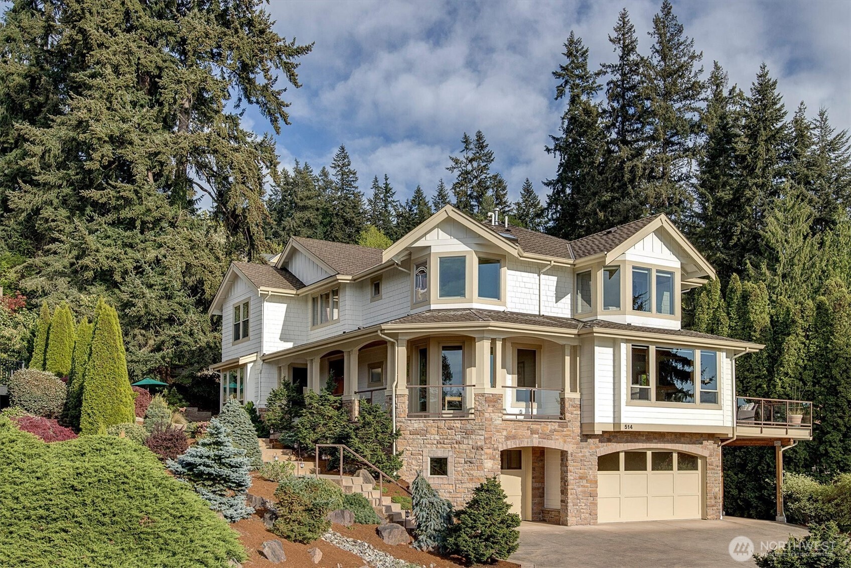 514 205th Avenue NE Sammamish WA 98074