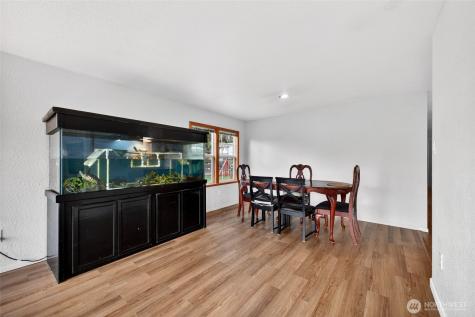 22222 133rd Street E Bonney Lake WA 98391