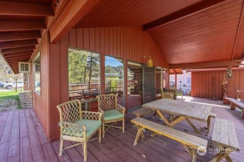 219 Glover Street N Twisp WA 98856
