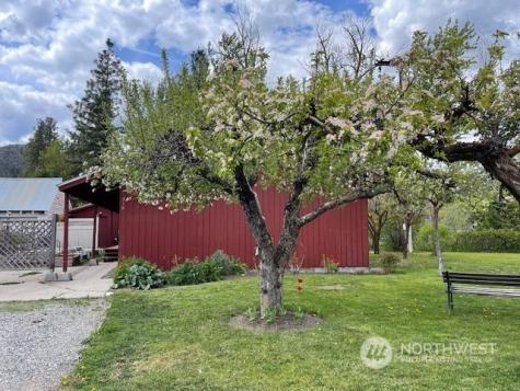 219 Glover Street N Twisp WA 98856