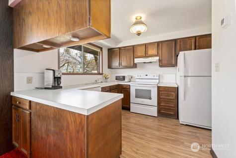 219 Glover Street N Twisp WA 98856