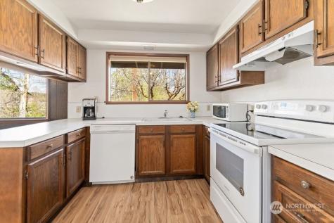 219 Glover Street N Twisp WA 98856