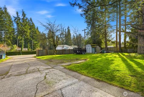 219 Meadow Place SW Everett WA 98208