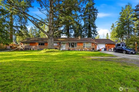 219 Meadow Place SW Everett WA 98208