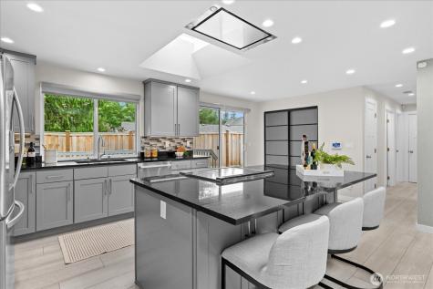 9904 167th Avenue NE Redmond WA 98052