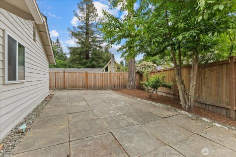 9904 167th Avenue NE Redmond WA 98052