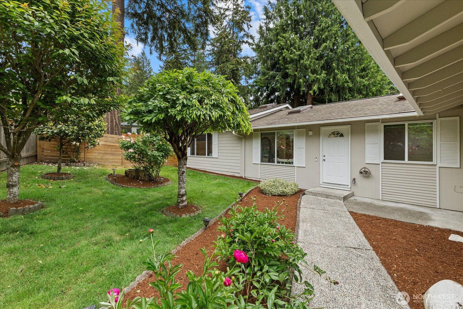 9904 167th Avenue NE Redmond WA 98052