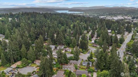 9904 167th Avenue NE Redmond WA 98052