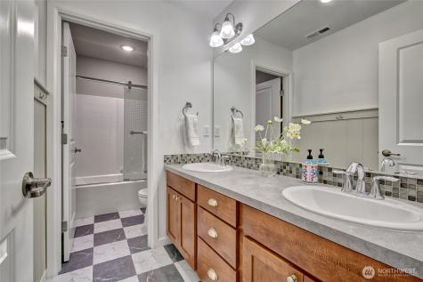 17 159th Place SE Bothell WA 98012