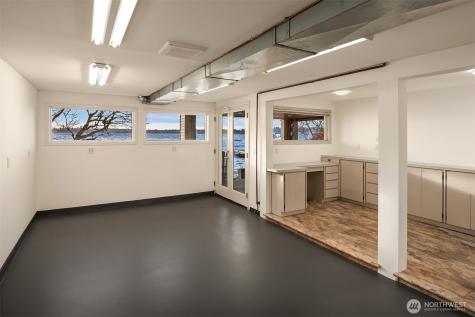 175 Lake Avenue W Kirkland WA 98033