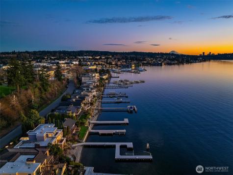 175 Lake Avenue W Kirkland WA 98033