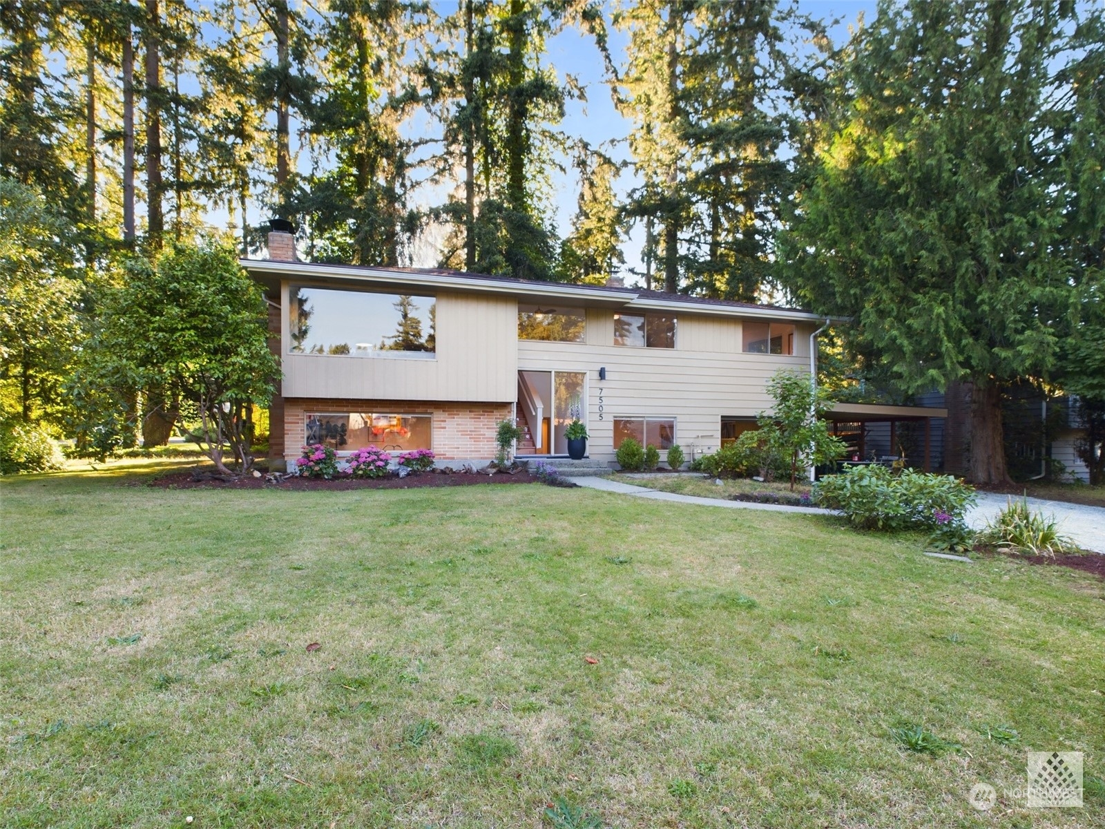 7505 124th Avenue NE Kirkland WA 98033