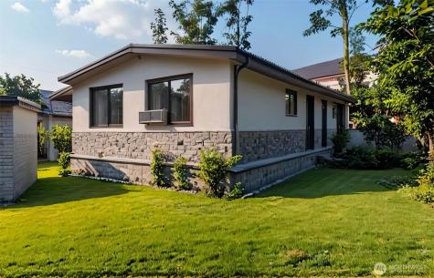 14322 Admiralty Way Lynnwood WA 98087