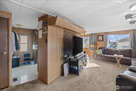 14322 Admiralty Way Lynnwood WA 98087