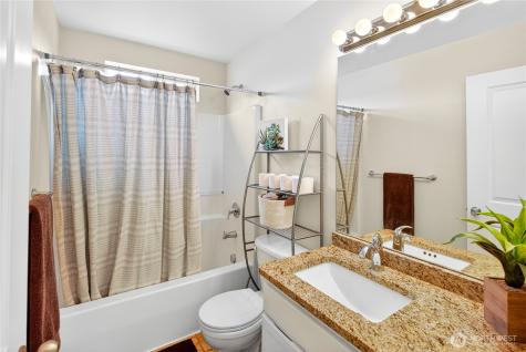 2532 Aviation Drive East Wenatchee WA 98802