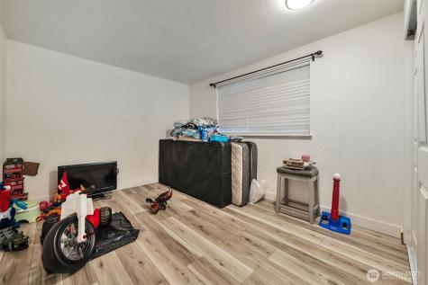 1309 E 55th Street Tacoma WA 98404