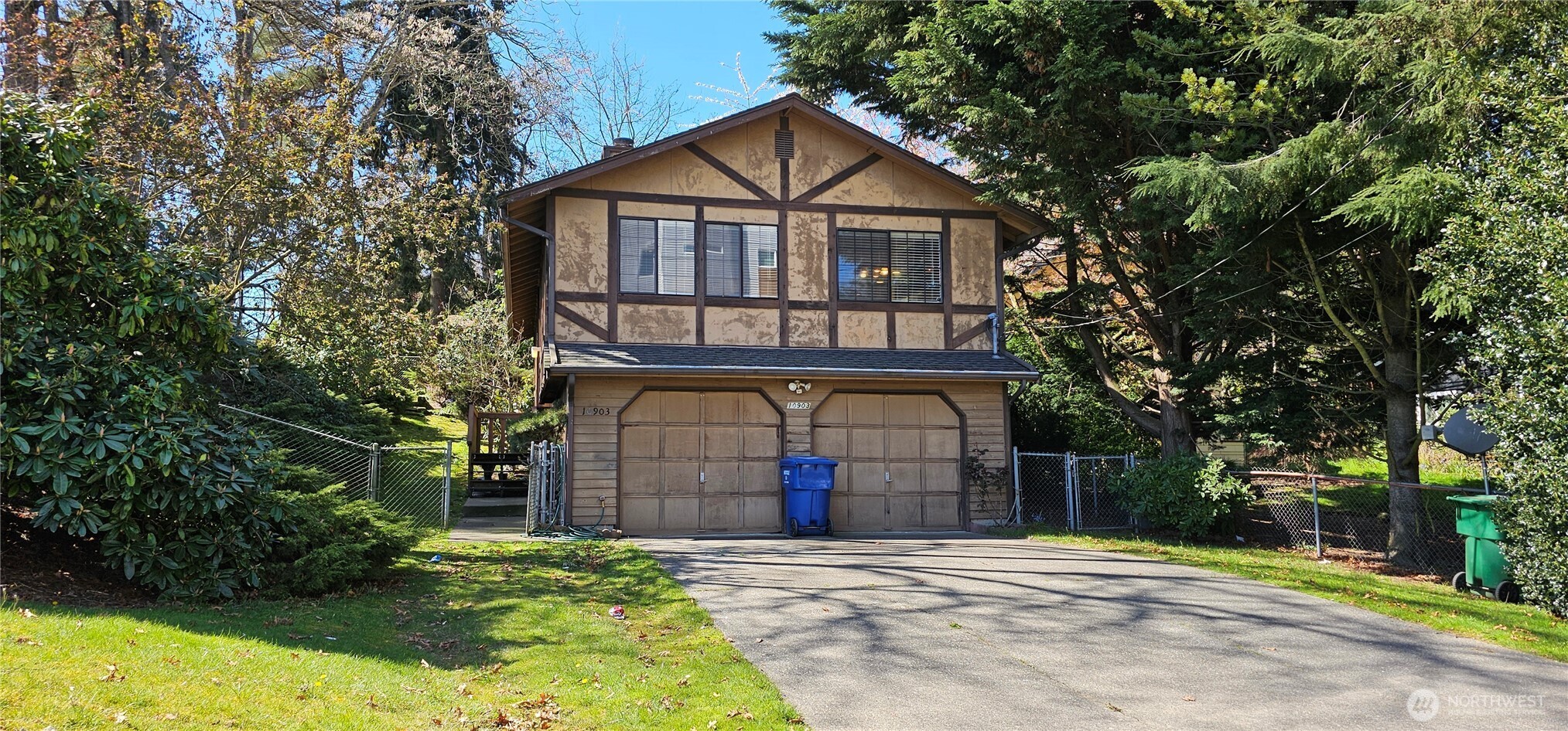 10903 Whitman Avenue N Seattle WA 98133