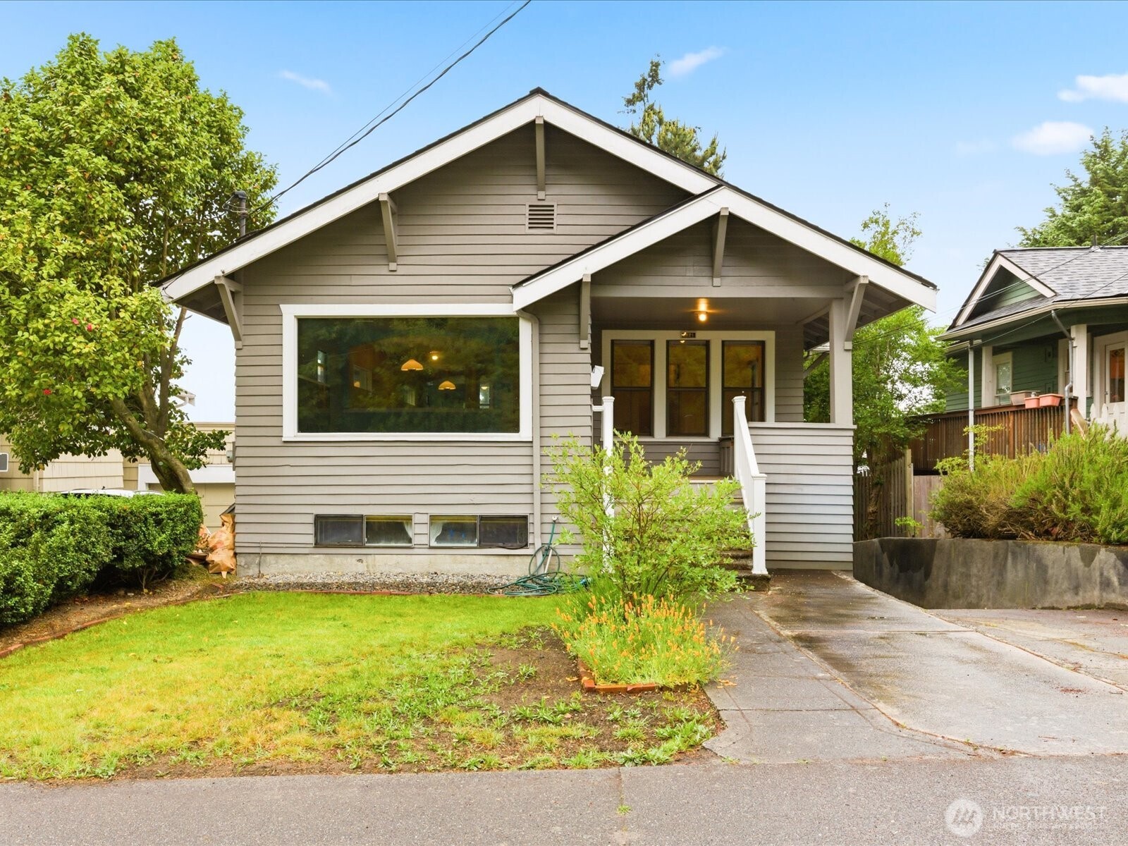 5821 3rd Avenue NW Seattle WA 98107