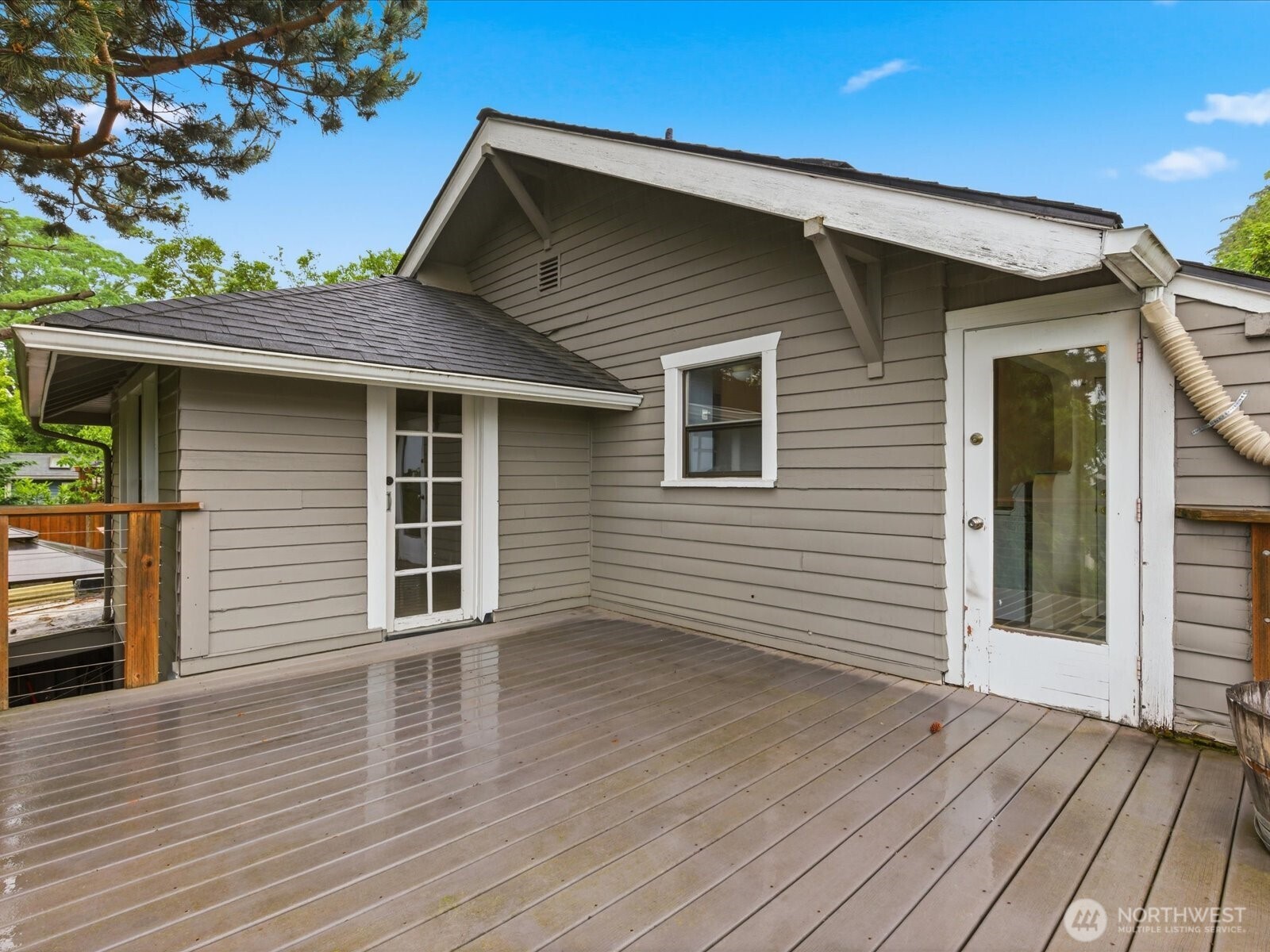 5821 3rd Avenue NW Seattle WA 98107