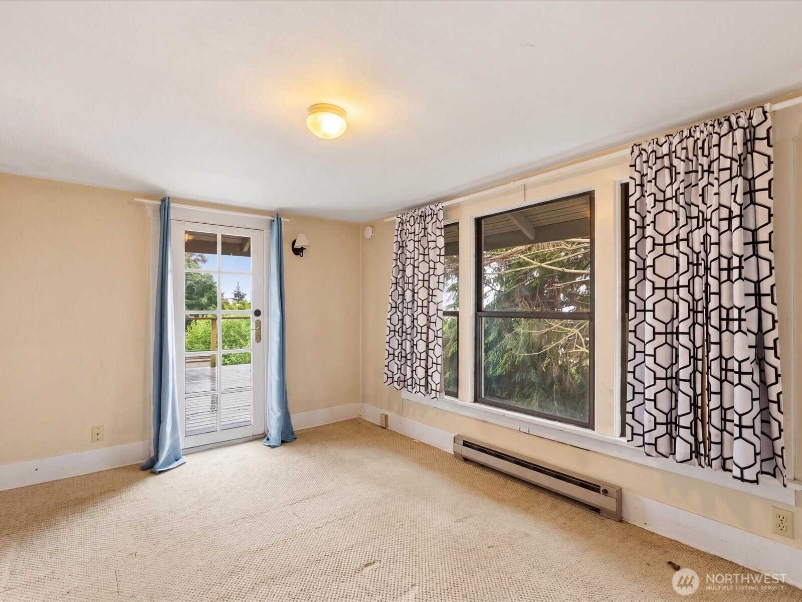 5821 3rd Avenue NW Seattle WA 98107
