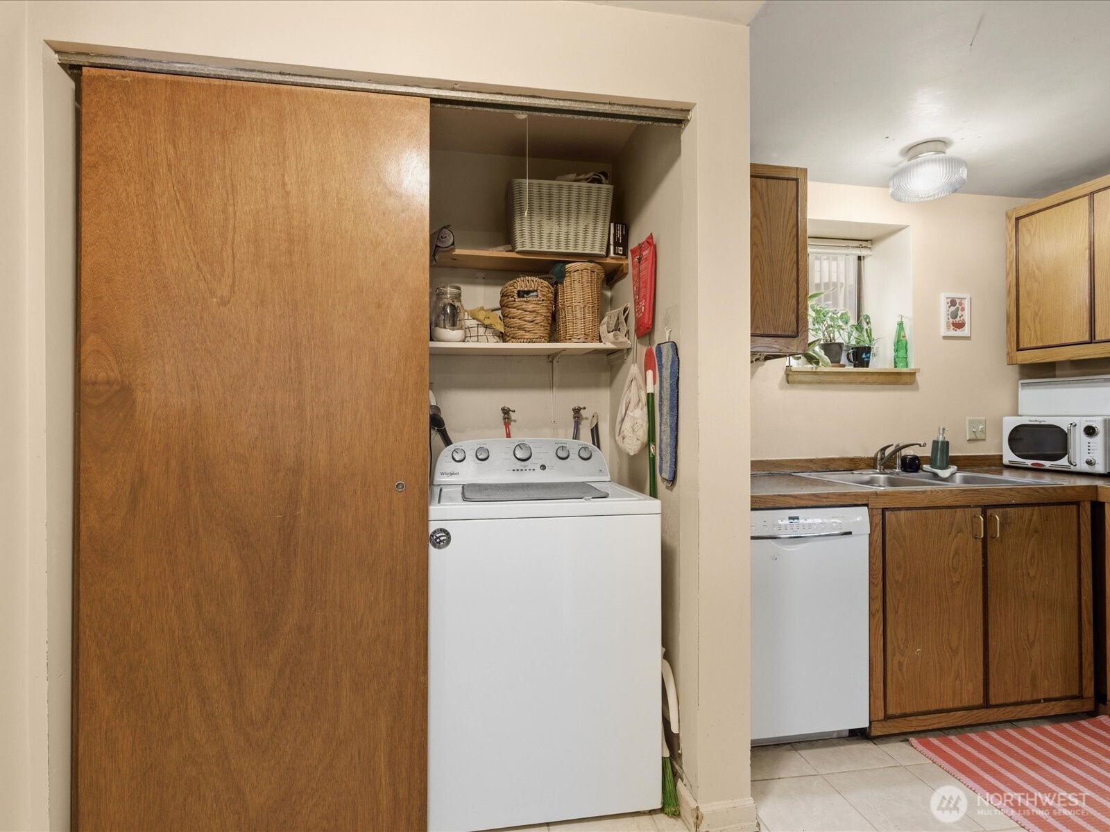 5821 3rd Avenue NW Seattle WA 98107
