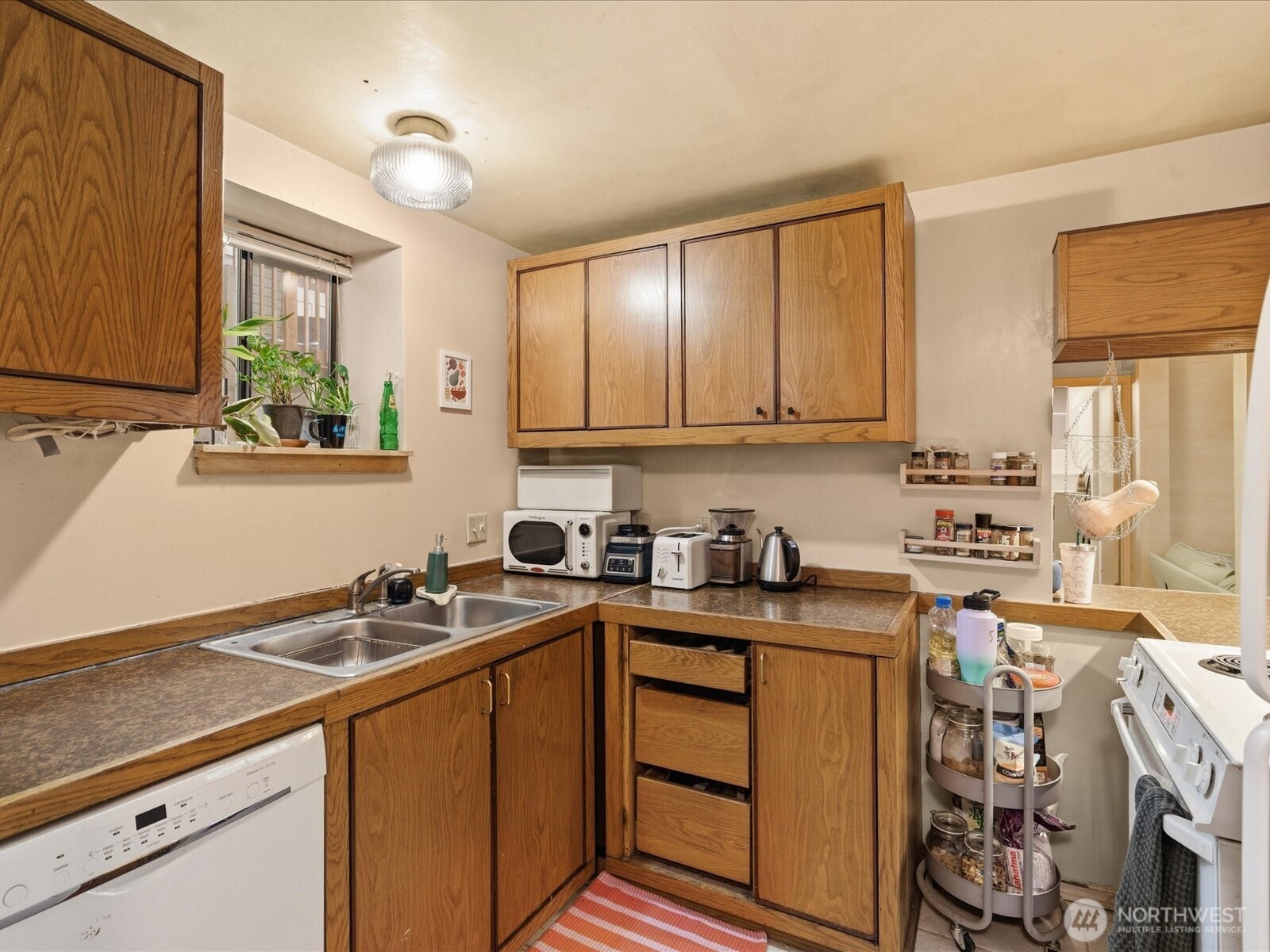 5821 3rd Avenue NW Seattle WA 98107