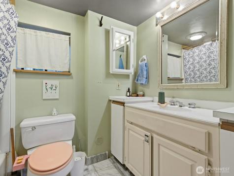 5821 3rd Avenue NW Seattle WA 98107
