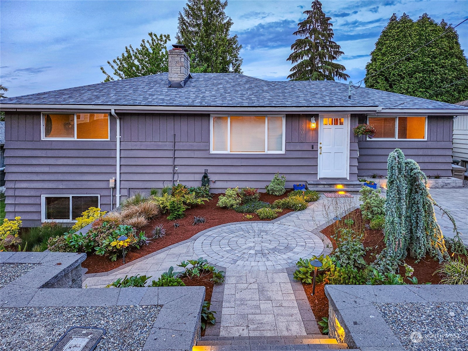 16048 9th Avenue Sw Burien WA 98166