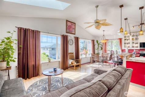 30812 J Place Ocean Park WA 98640