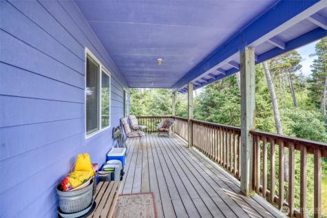 30812 J Place Ocean Park WA 98640