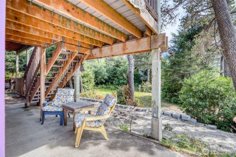 30812 J Place Ocean Park WA 98640