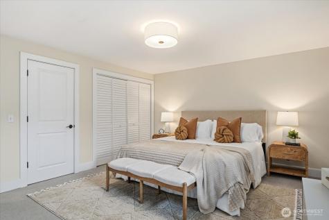 1908 122nd Avenue SE Bellevue WA 98005