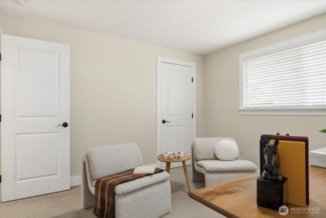 1908 122nd Avenue SE Bellevue WA 98005