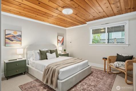 1908 122nd Avenue SE Bellevue WA 98005